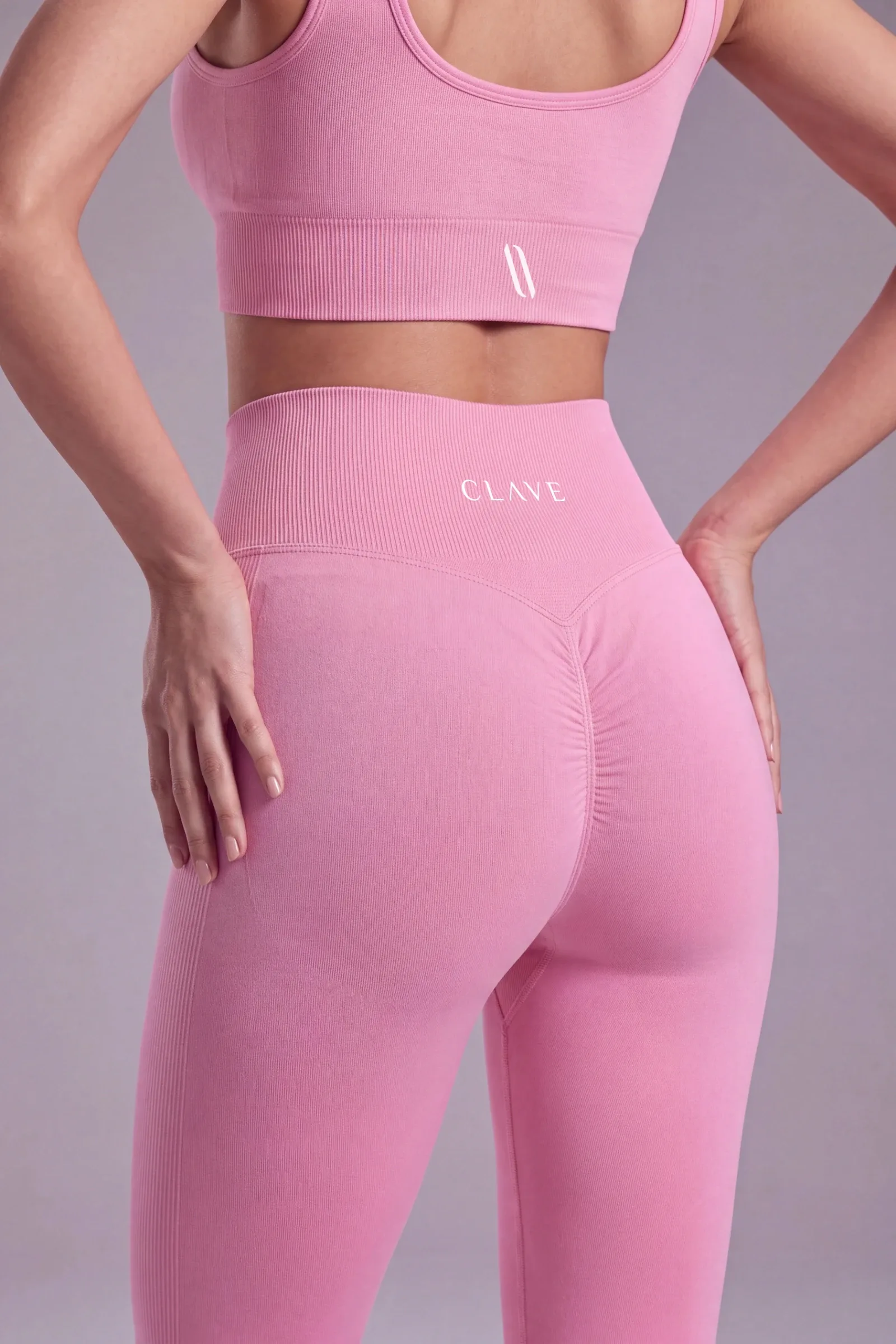 Clave Silhouette - Pembe Tayt Takım
